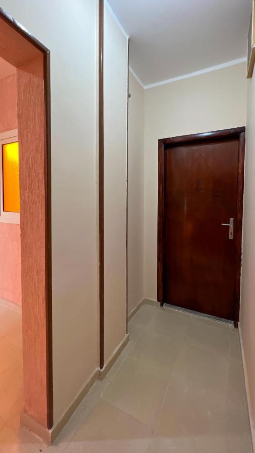 Pyramids Road Guest House Cozy Rooms And Rooftop Breakfast With The Pyramids View Nazlet el-Sisi Luaran gambar
