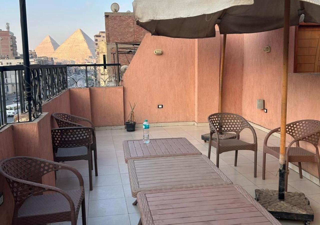 Pyramids Road Guest House Cozy Rooms And Rooftop Breakfast With The Pyramids View Nazlet el-Sisi Luaran gambar